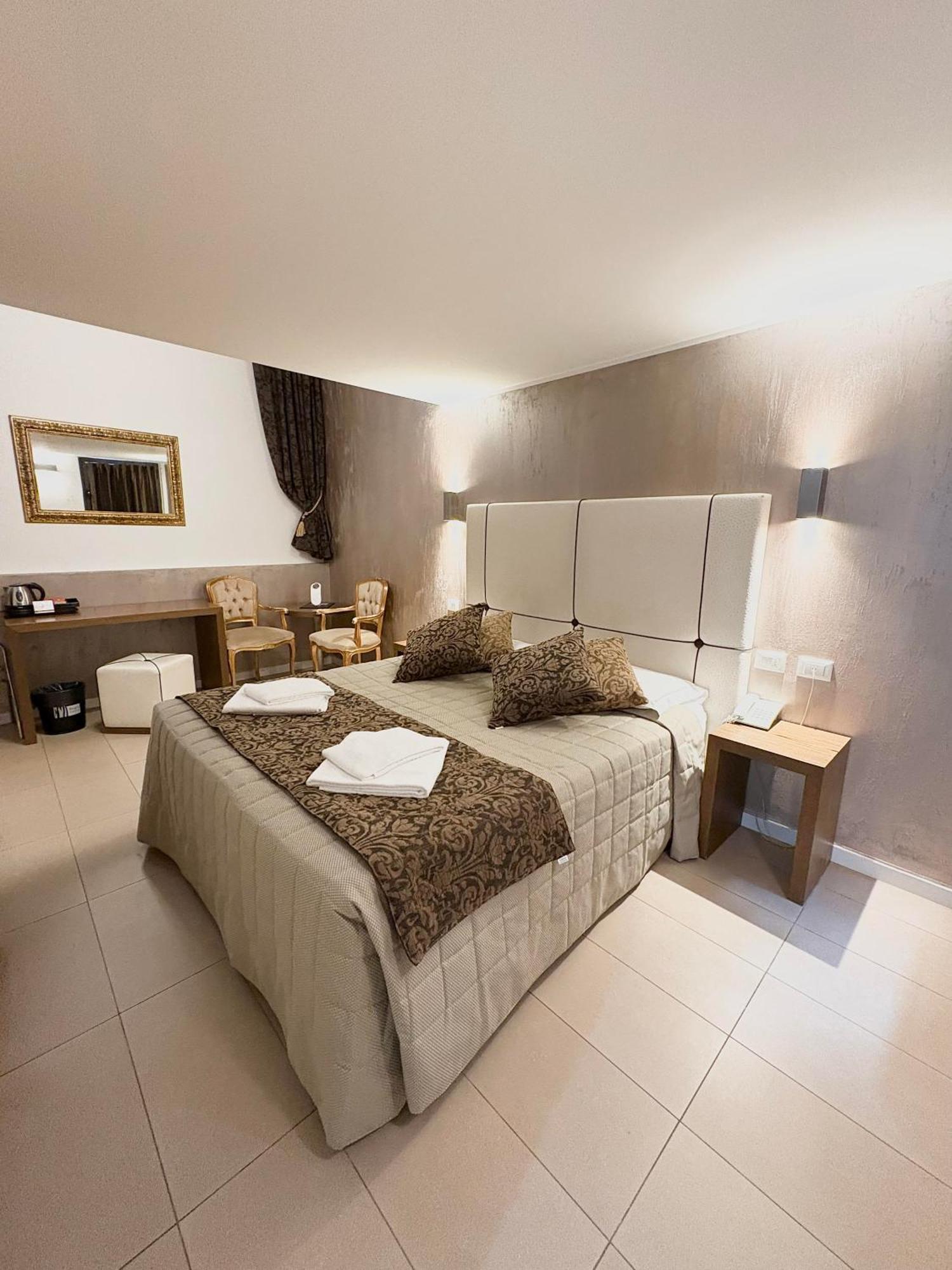 Al Canal Regio - Guest House Venice Exterior photo